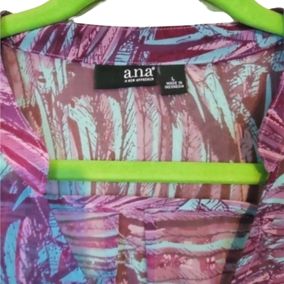 A.N.A semi sheer womens blouse. - Picture 2 of 4